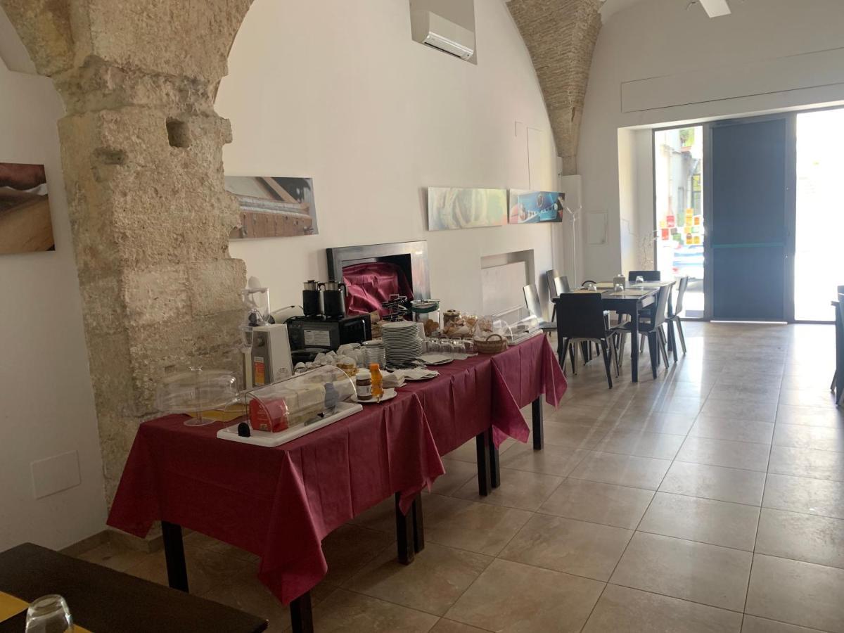 Albergo Ristorante Del Cacciatore Foggia Exterior photo