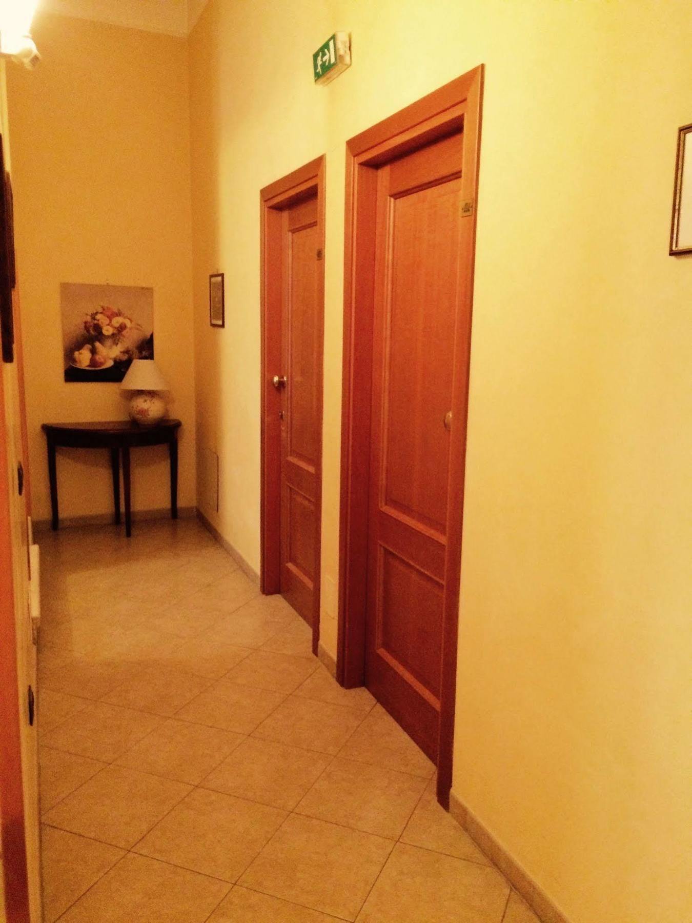 Albergo Ristorante Del Cacciatore Foggia Exterior photo